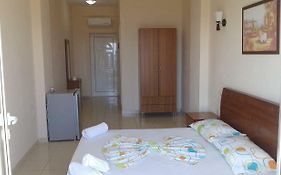 Oasis Drymades Hotel